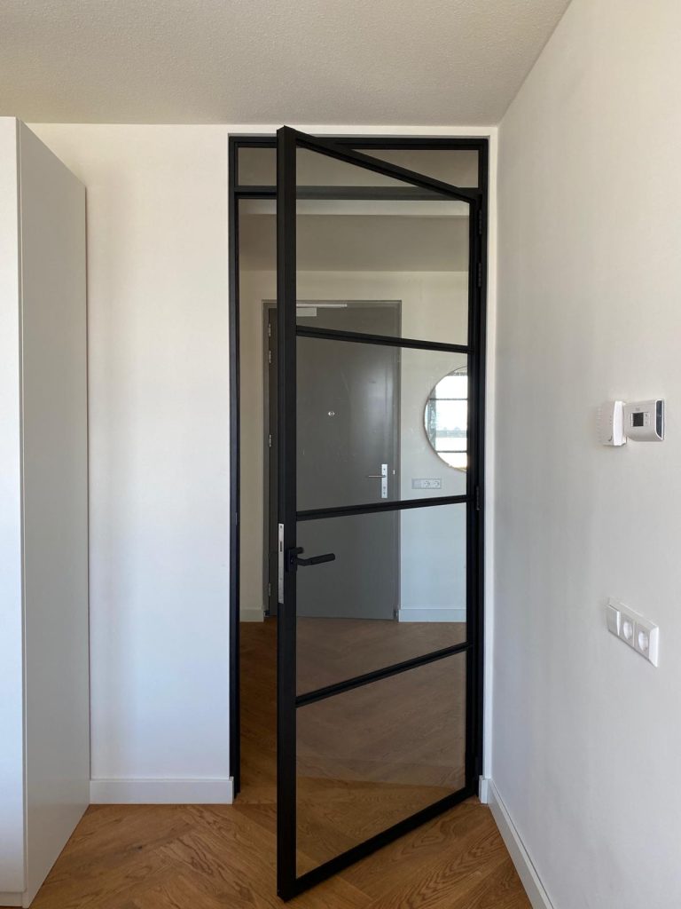 Elite Deuren - Op maat gemaakte schnierdeuren